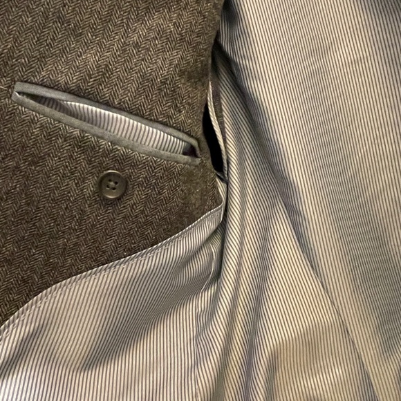 Banana Republic Men’s Tailored Slim Fit Herringbone Blazer, Size 40-Short - Picture 5 of 9